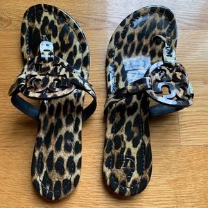 Tory Burch Cheetah Size 8 Sandals